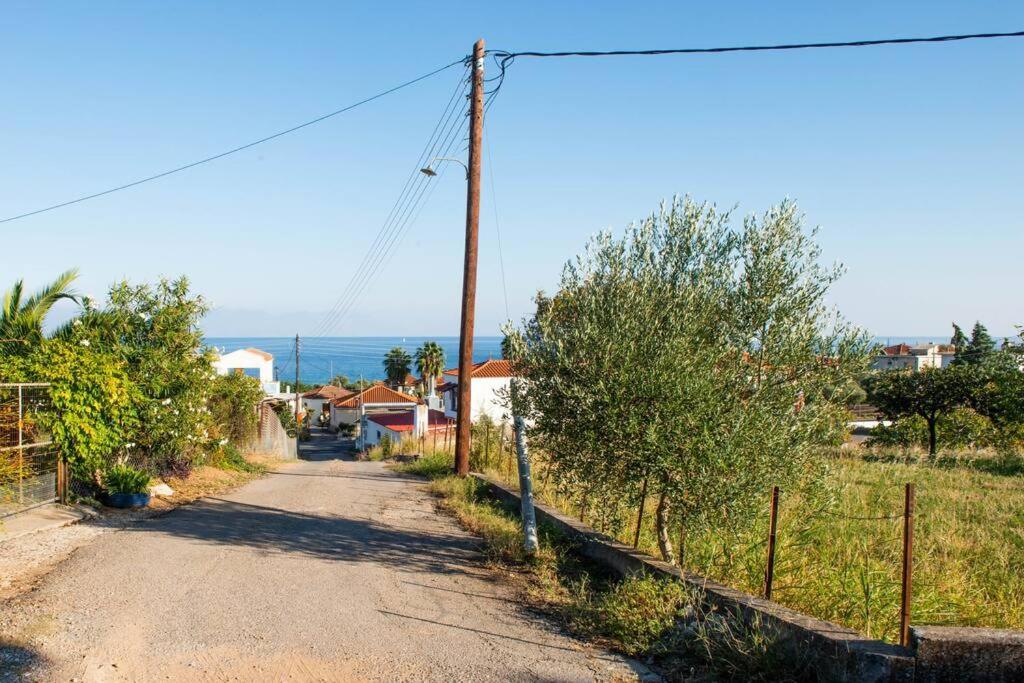 Όμορφο Παραθασυγκρότημα Ενοικιαζόμενων Καταλυμάτων Ως Ολόκληρος Χώρος - Chrani, Ελλάδαλάσσιο Διαμέρισμα Εξωτερικό φωτογραφία